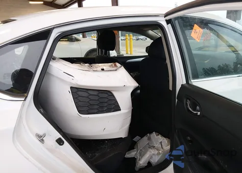 2016 Nissan Sentra Fe+ S/S/Sl/Sr/Sv z USA, uszkodzony, nr VIN 3N1AB7AP9GY283827